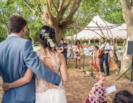 Organisation de votre mariage dans l'Hérault pès de Béziers, dans le jardin du domaine Pech Laurier à Quarante